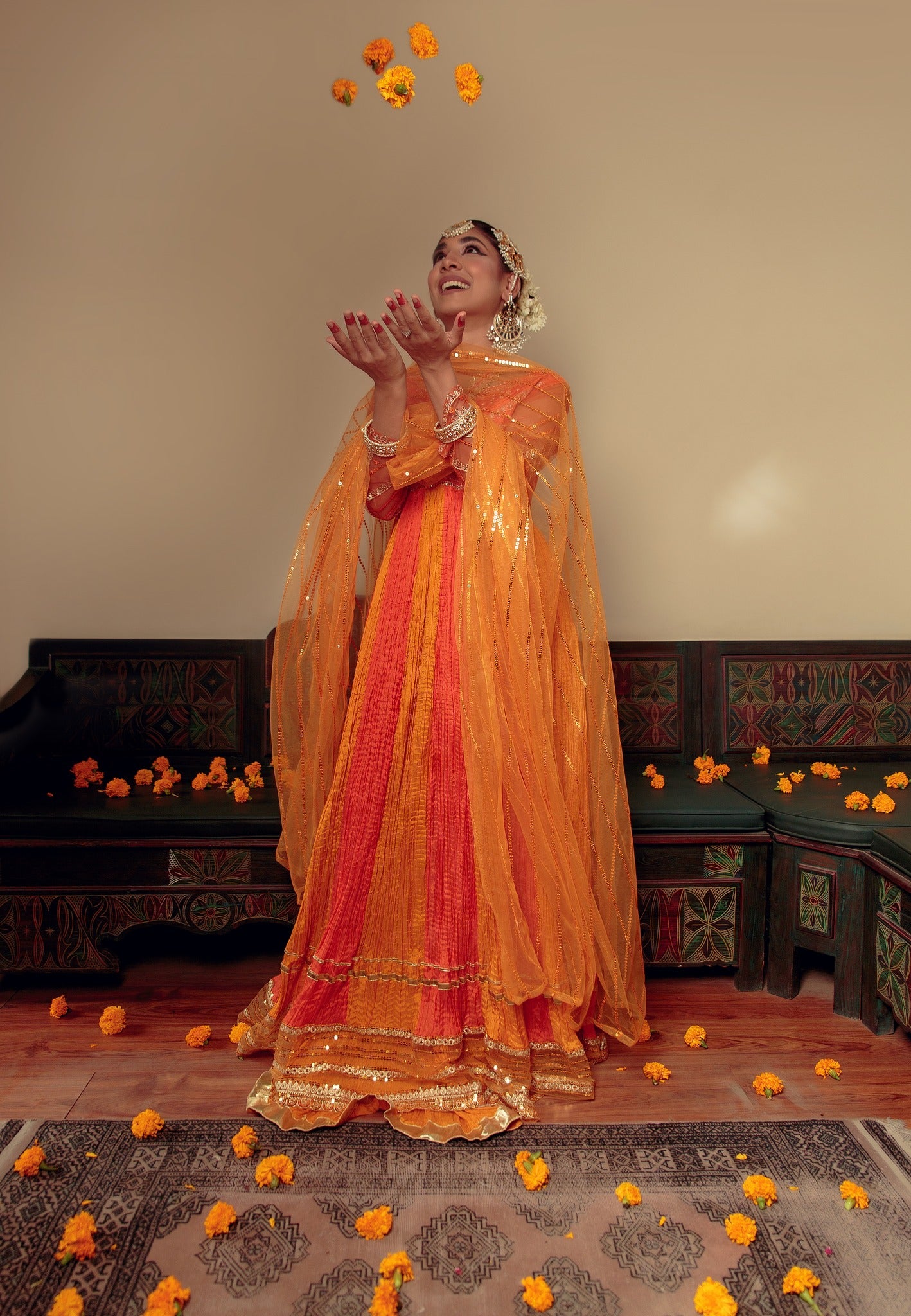 EMB-313 - KHAAS VOL 02