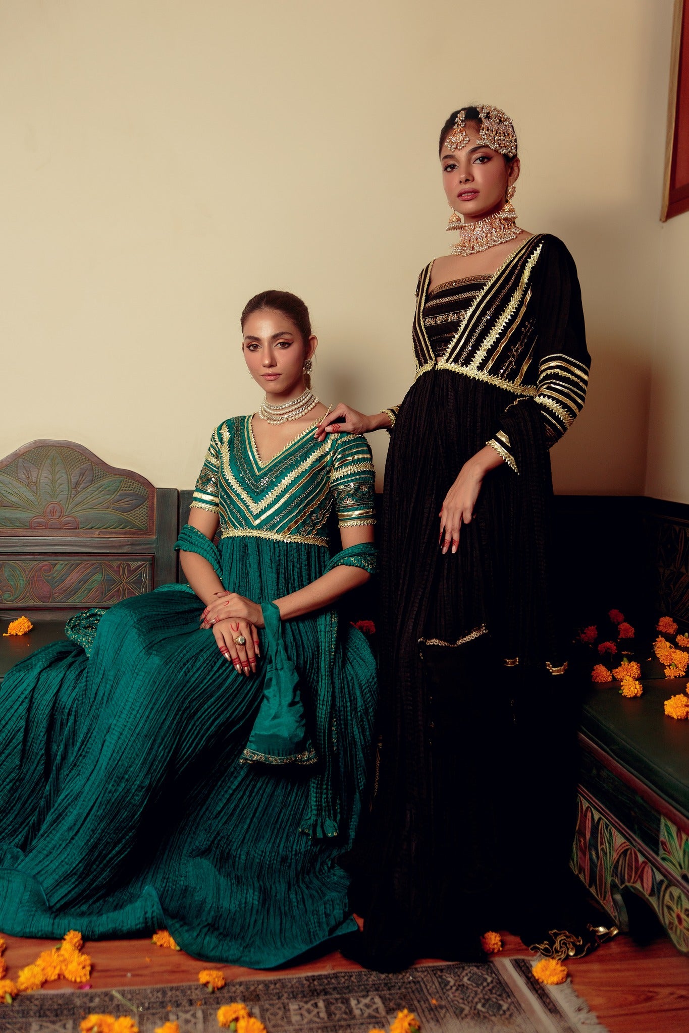 EMB-326 - KHAAS VOL 02