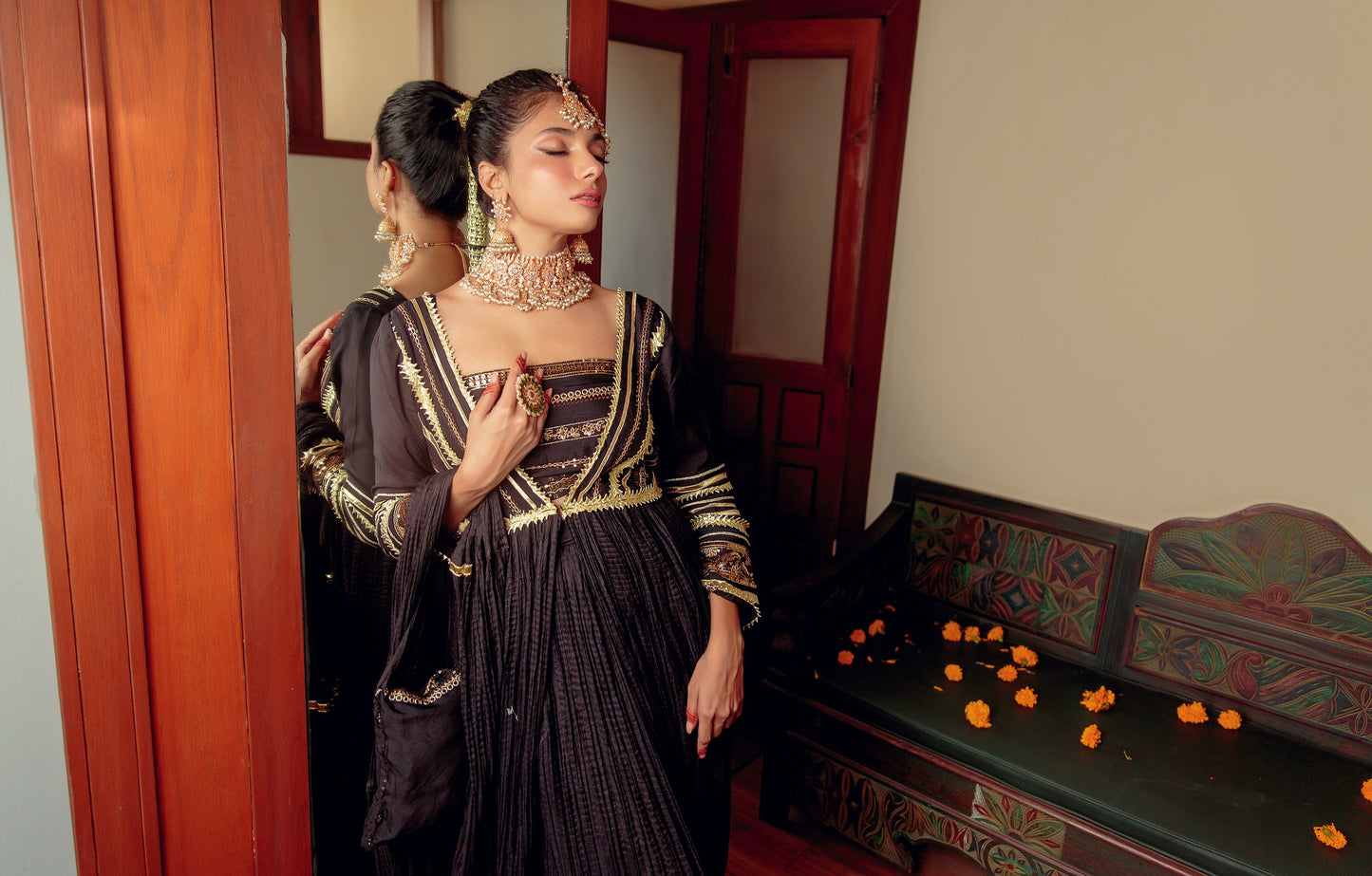 EMB-325 - KHAAS VOL 02